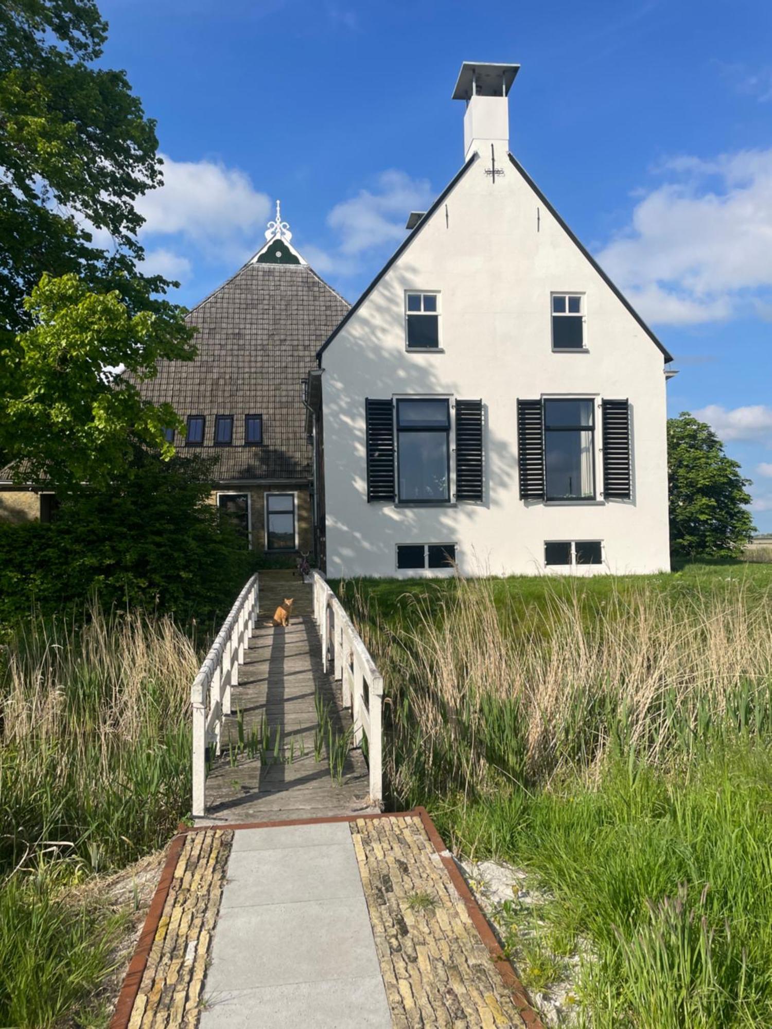 Appartement De Dageraad In Monumentale Boerderij Kimswerd Extérieur photo